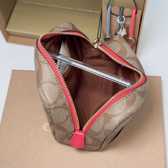 Coach C6996 Boxed Mini Cosmetic Case Hair Ties Disco Patches Heat Bear Gift Set - Picture 4 of 16